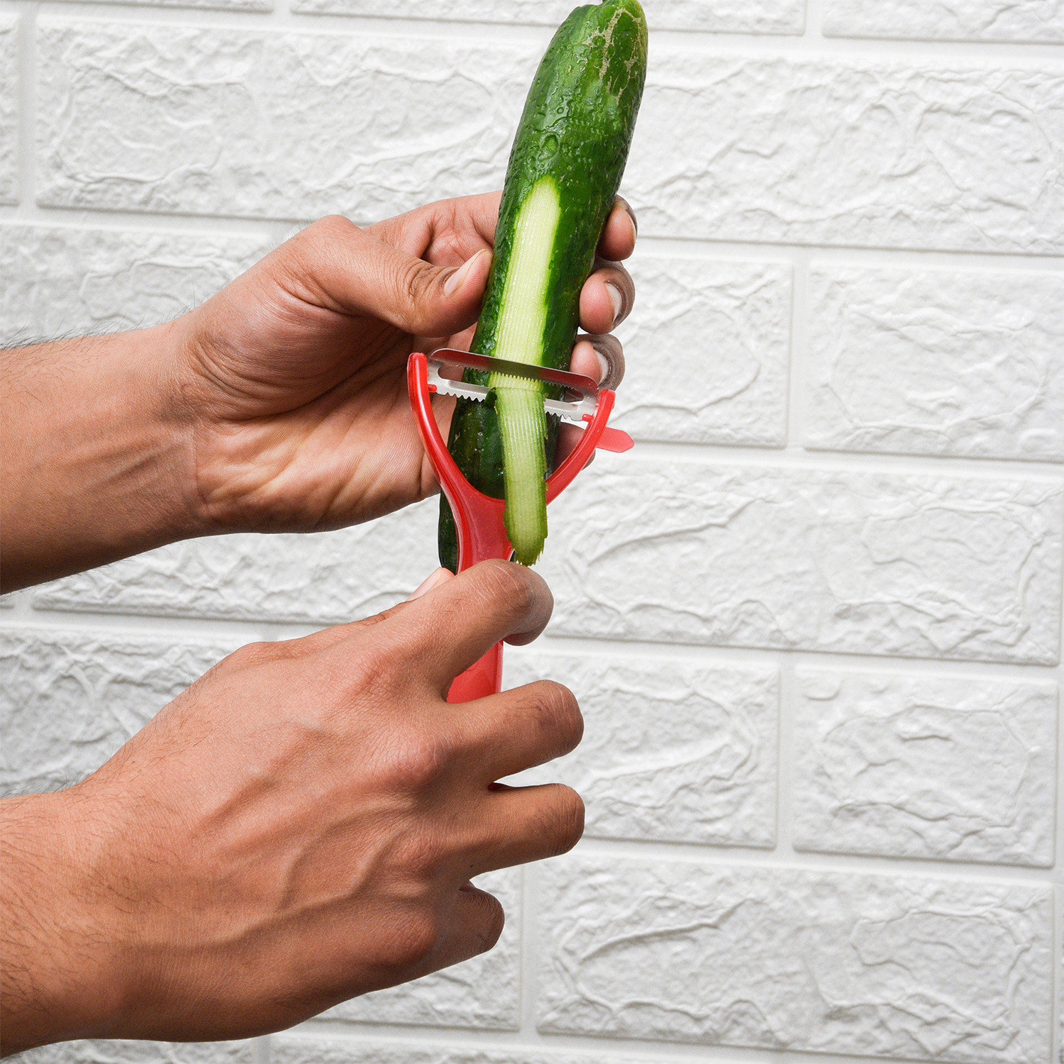 Kuber Industries Peeler|Plastic Vegetable Peeler|Fruit Peeler|Non-Slip Handle|Steel Sharp Straight Blade|Y Shaped Peeler|Kitchen Peeler|Pack of 3 (Red)