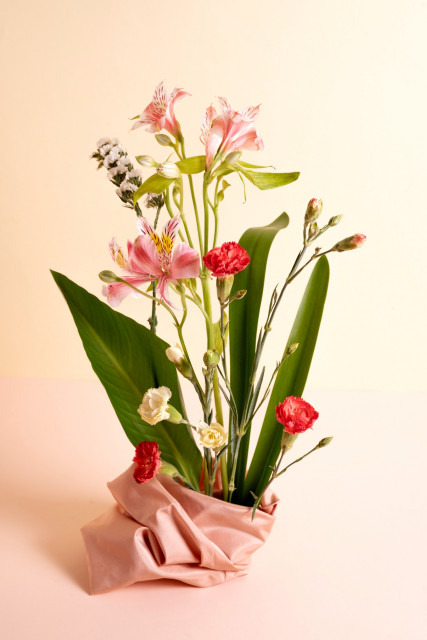 Artificial Flower &amp; Plant