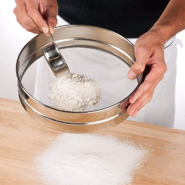 Flour Strainer