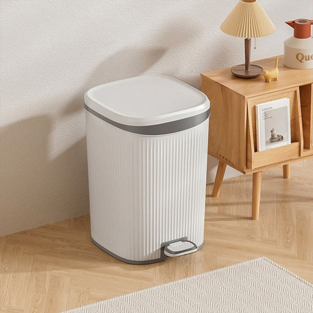 Waste Bin &amp; Garbage Bag
