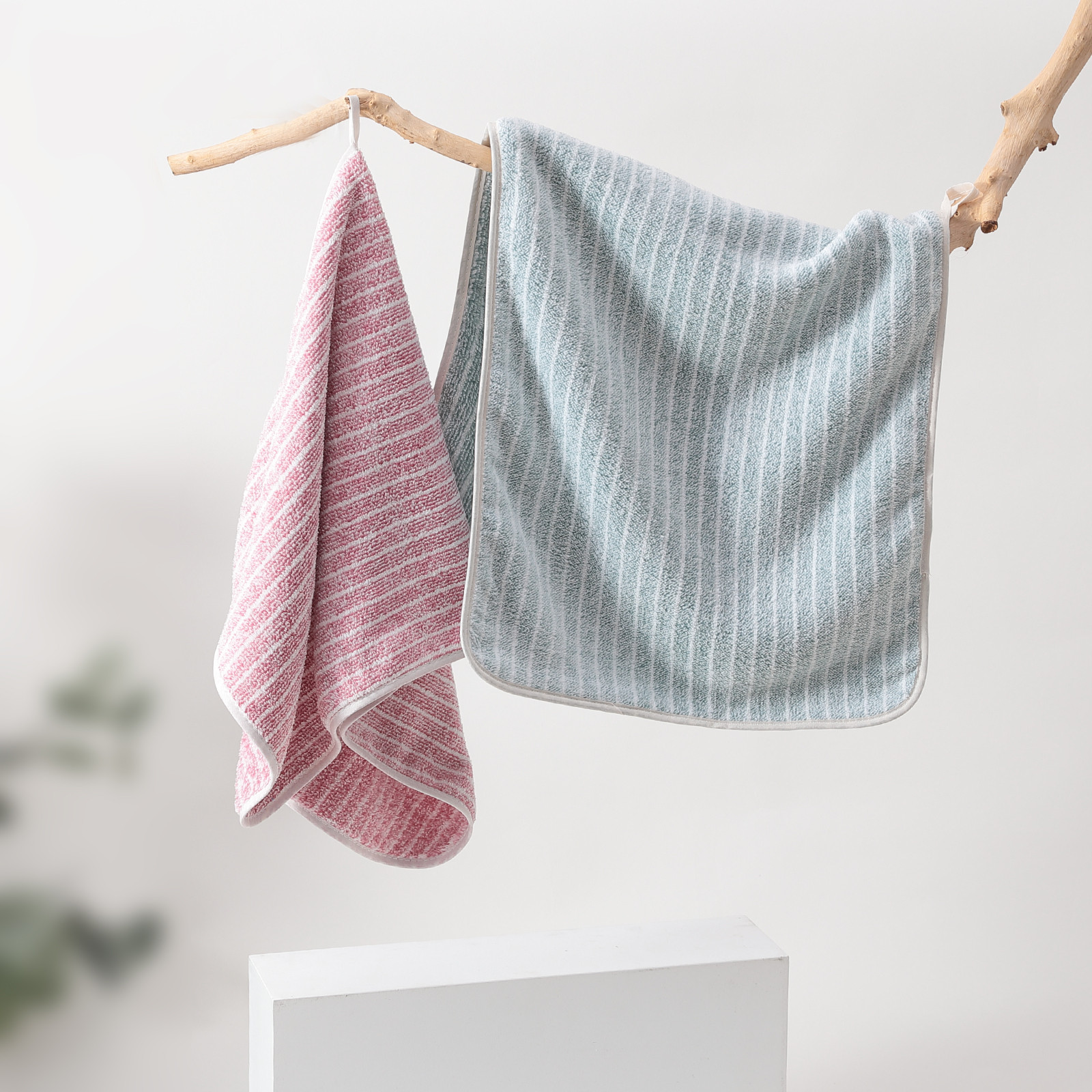 Kuber Industries 2 Piece Hand Towel Set|280 GSM|Gtm & Workout Towels|Super Absorbent & Antibacterial Treatment|Small Size, Travel Friendly  (Pink & Green)