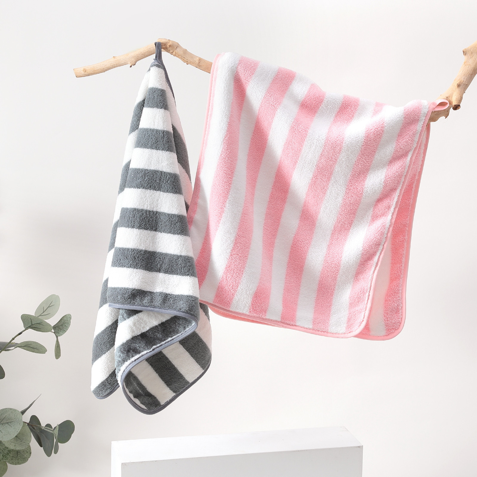 Kuber Industries 2 Piece Hand Towel Set|280 GSM|Gtm & Workout Towels|Super Absorbent & Antibacterial Treatment|Small Size, Travel Friendly  (Grey & Pink)