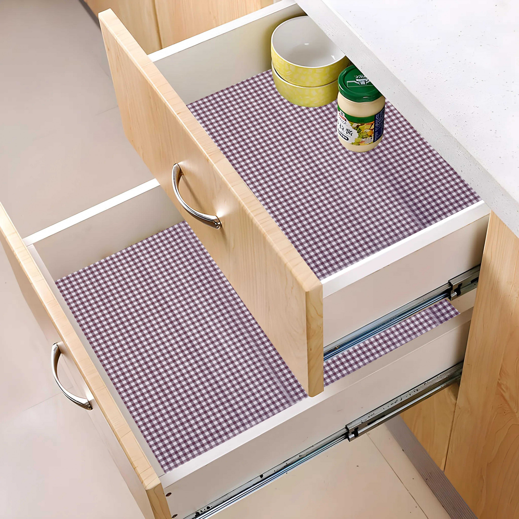 Kuber Industries 5 Meters Waterproof  Durable Kitchen Mats for Shelf Liner Roll  Wipeable Fridge Sheets for Shelves Cabinet Drawer  Barik Check Print - White  Maroon