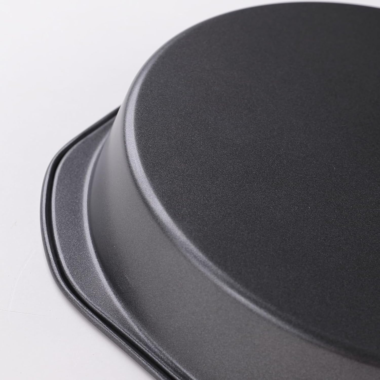 Kuber Industries 8 inch Non-Stick Cake Pan for Baking|Round Shape Cake Baking Mold|Side Handles (Black)