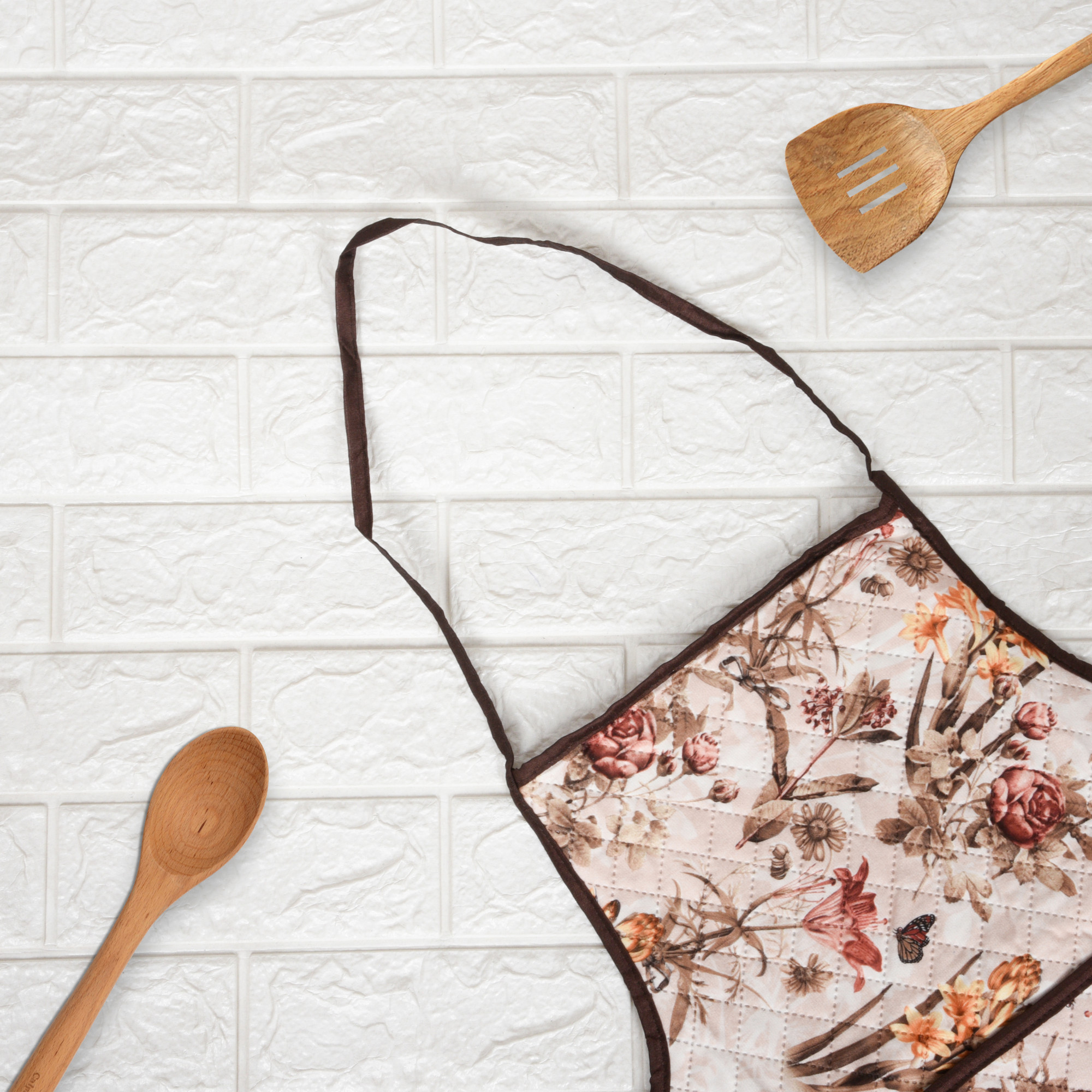 Kuber Industries Apron  Kitchen Apron for Cooking  Apron for Restaurant  Cooking Dress for Men-Women  Quilted Fabric Chef Apron  Center Pocket Apron with Ties  Brown Flower  Cream