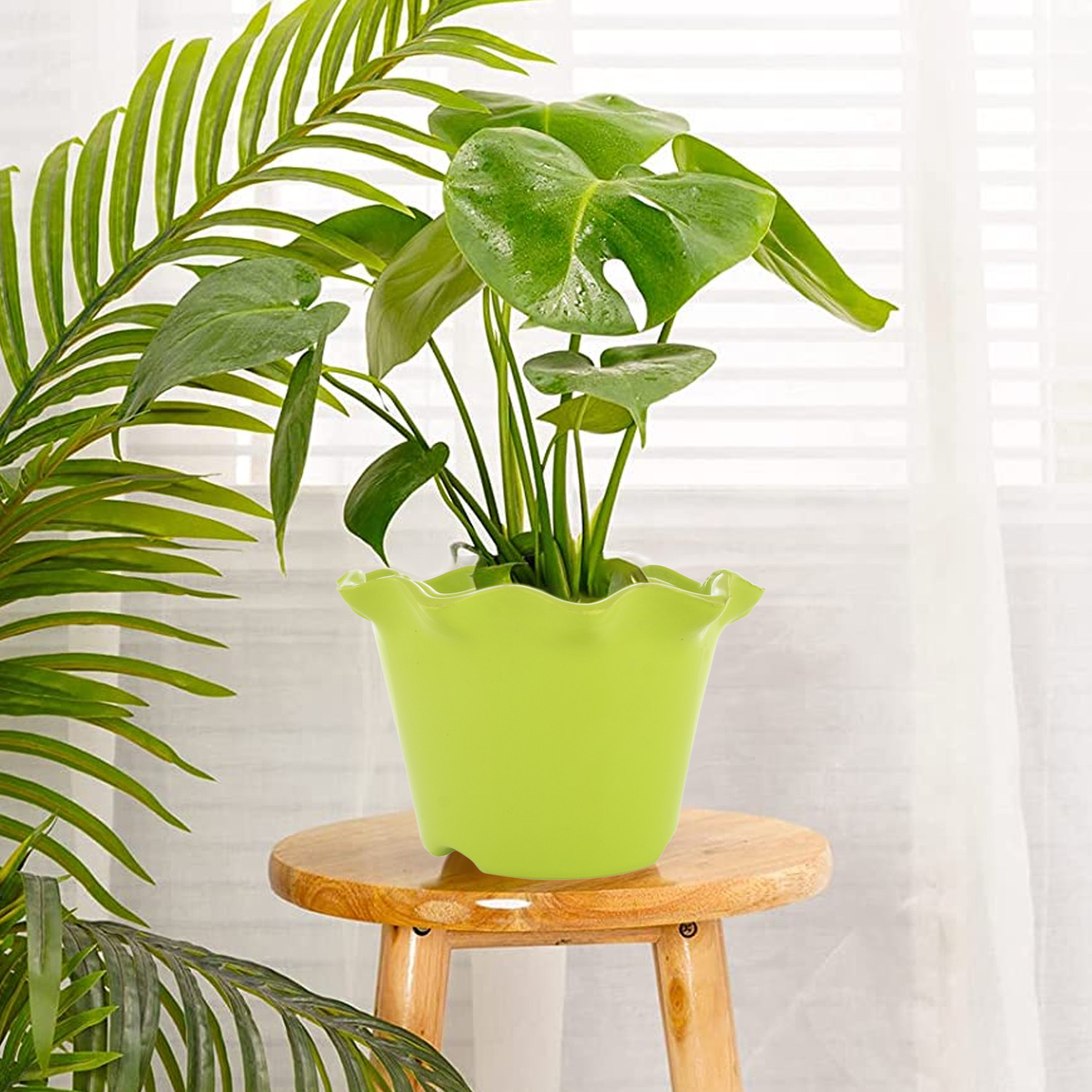 Kuber Industries Blossom Flower Pot|Durable Plastic Flower Pot|Gamla With Drain Holes for Home Décor|Balcony|Garden|8 Inch|Pack of 2 (White & Green)