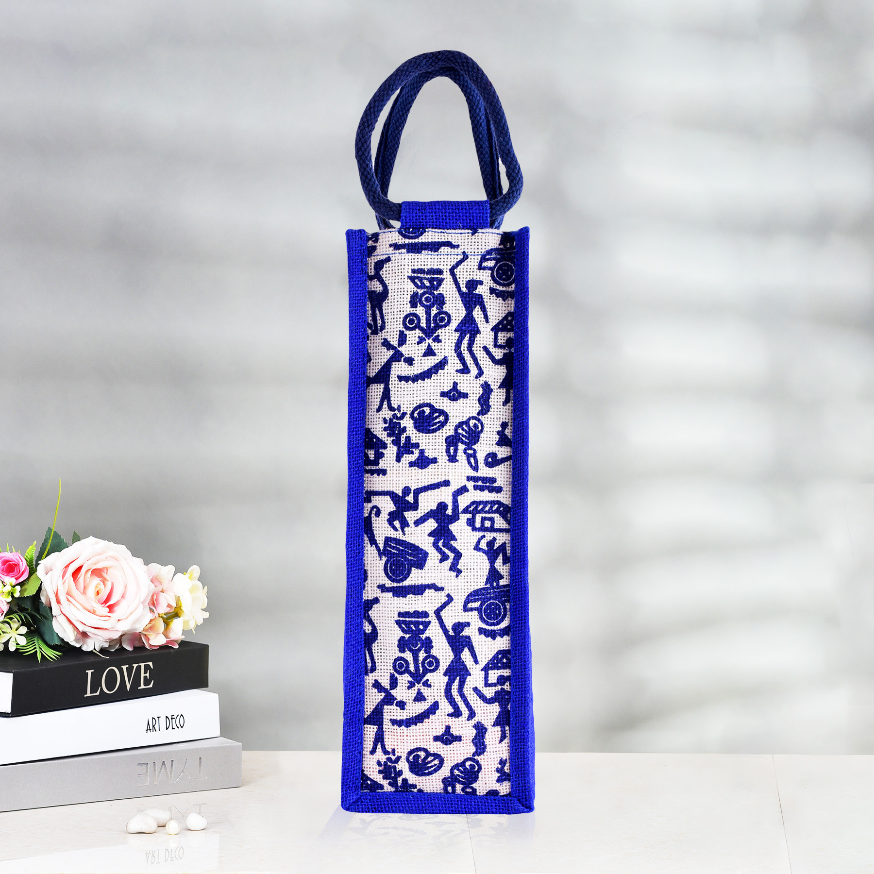 Kuber Industries Bottle Bag | Jute Carry Bag | Water Bottle Cover | Wine Bottle Bag | Reusable Bottle Bag with Handle | Bottle Bag for Office | Warli-Print Gift Bag | Blue