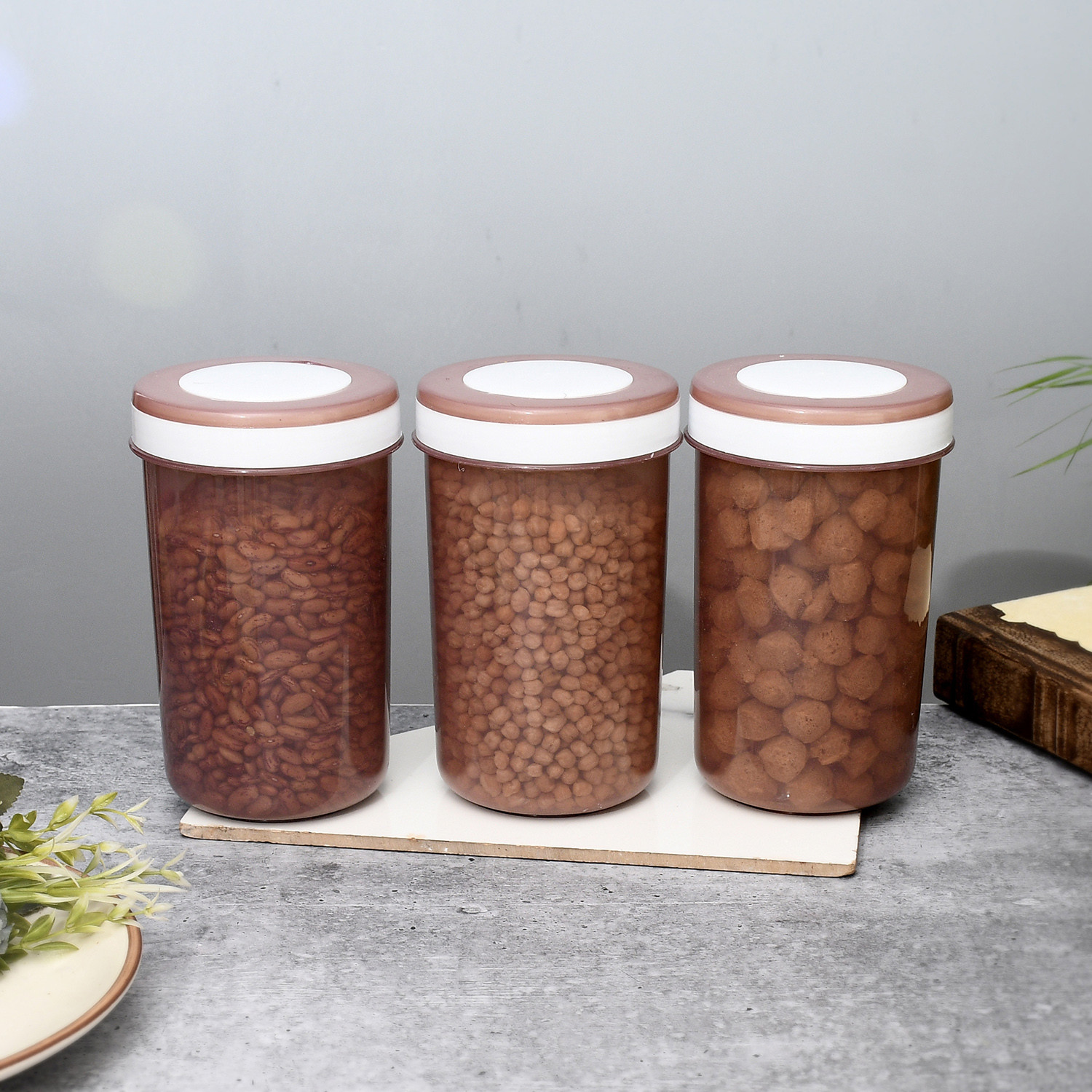 Kuber Industries Containers Set for Kitchen|BPA-Free Plastic 1500 ML Storage Containers Set With Spoon for Kitchen (Brown)