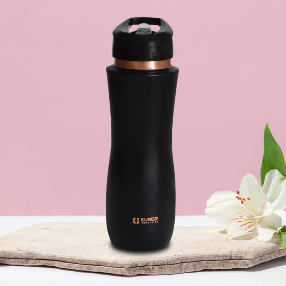 Kuber Industries Copper Water Bottle with Sipper | BPA Free & Non-Toxic | Leakproof, Durable & Lightweight | With Added Health Benefits of Copper | Ergonomic Design & Easy to Clean | Black | 750 ML