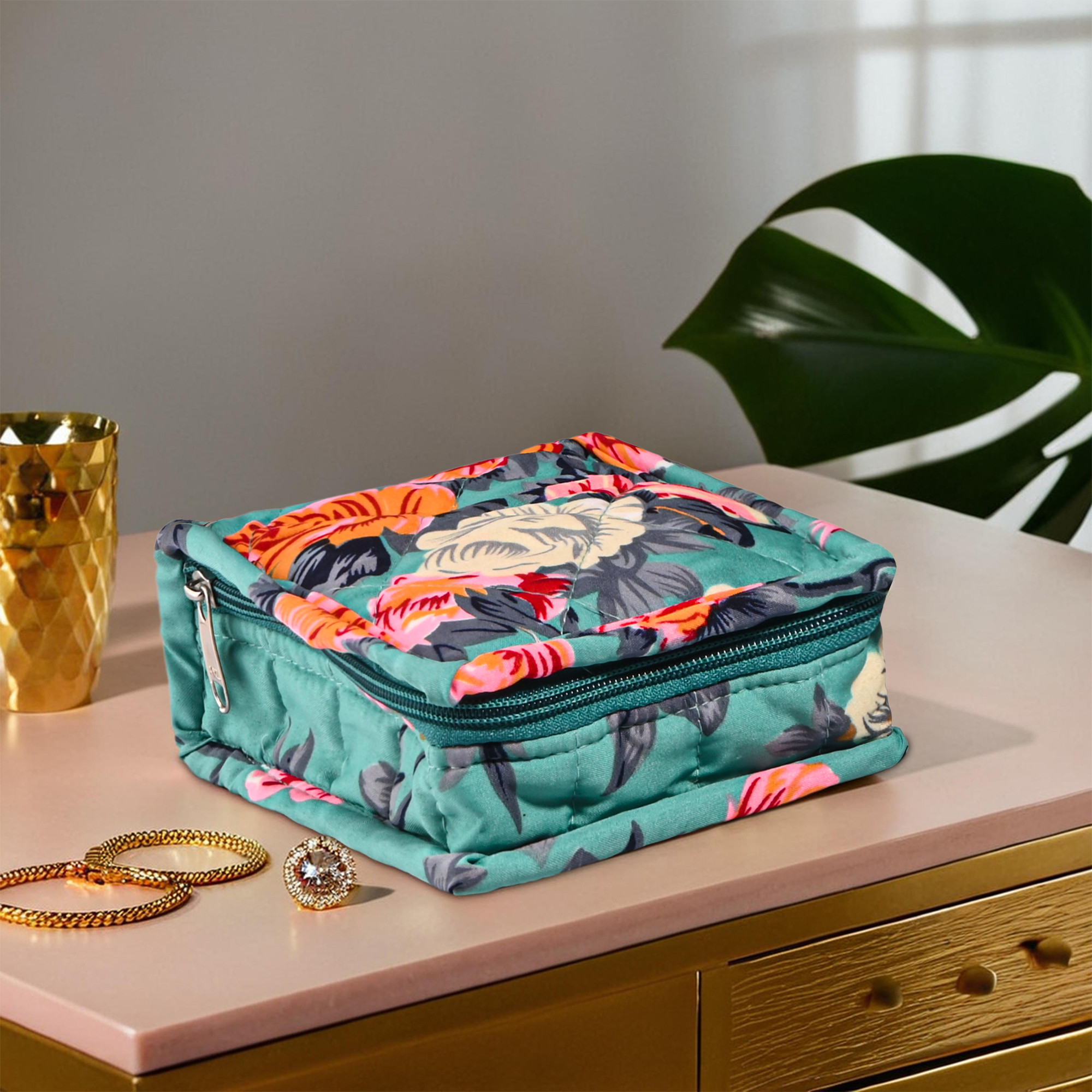 Kuber Industries Cotton Small Jewellery Organisers Pouch for Women with 5 Compartments  Compact and Lightweight Jewellery Kit for Necklaces  Rings  Flower Print - Green