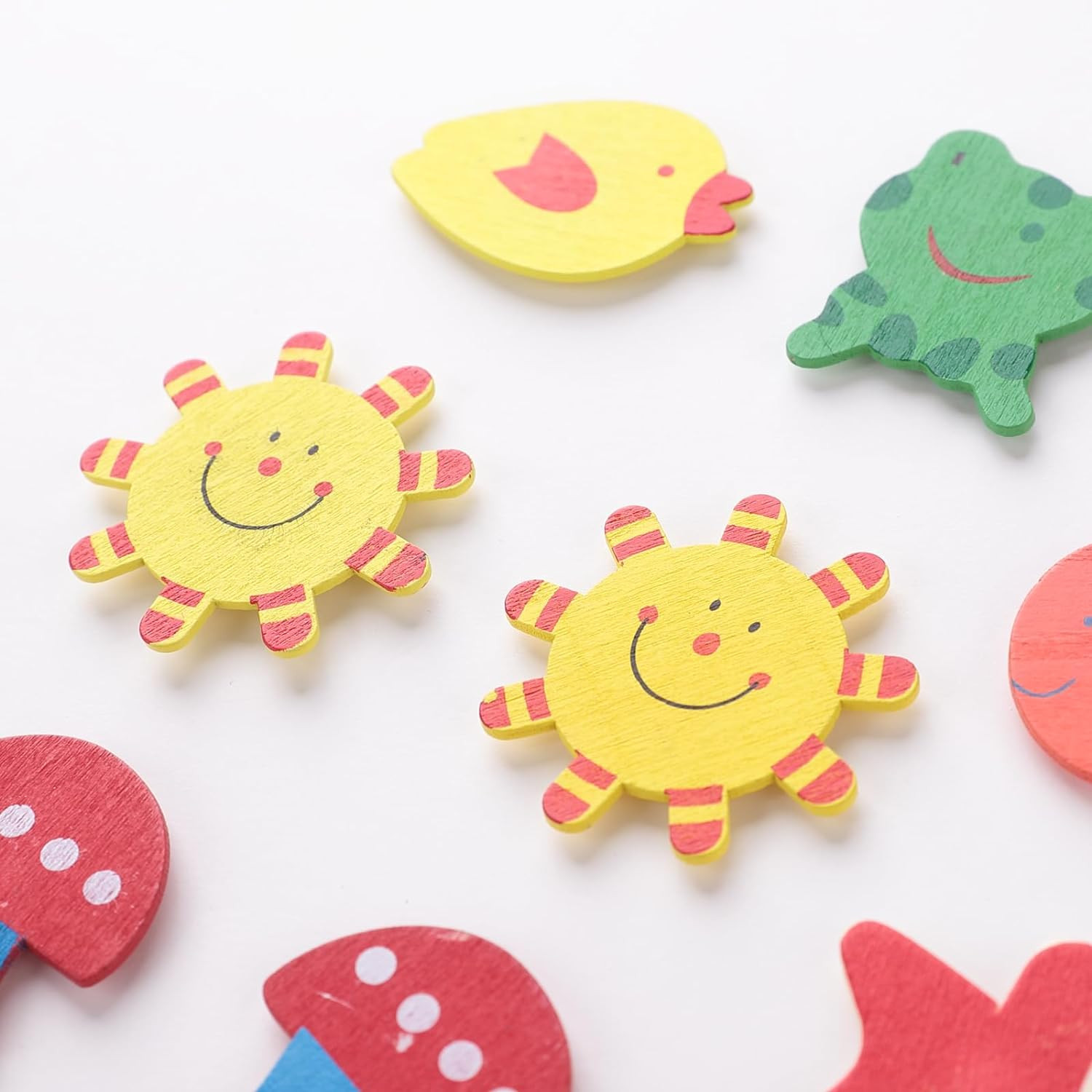 Kuber Industries Cute Fish Shape Fridge Magnets|Home DÃ©cor|Best Souvenir Gift|Pack of 24 (Multi)