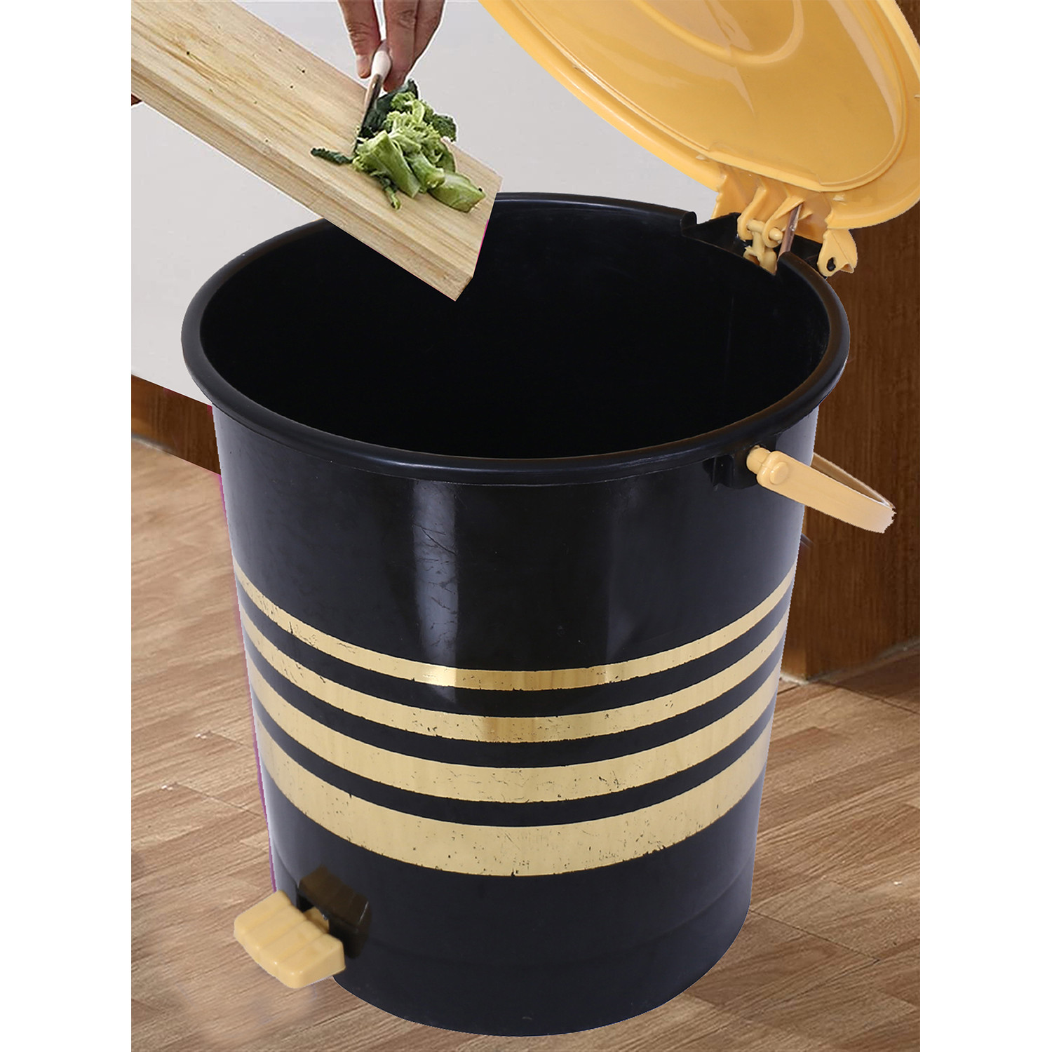 Kuber Industries Dustbin|Plastic Pedal Dustbin|Kitchen Inner Bucket Waste Paper Bin|Dustbin For Bedroom|Silver & Gold Layer 10 Litre Dustbin|Pack of 2 (Black)