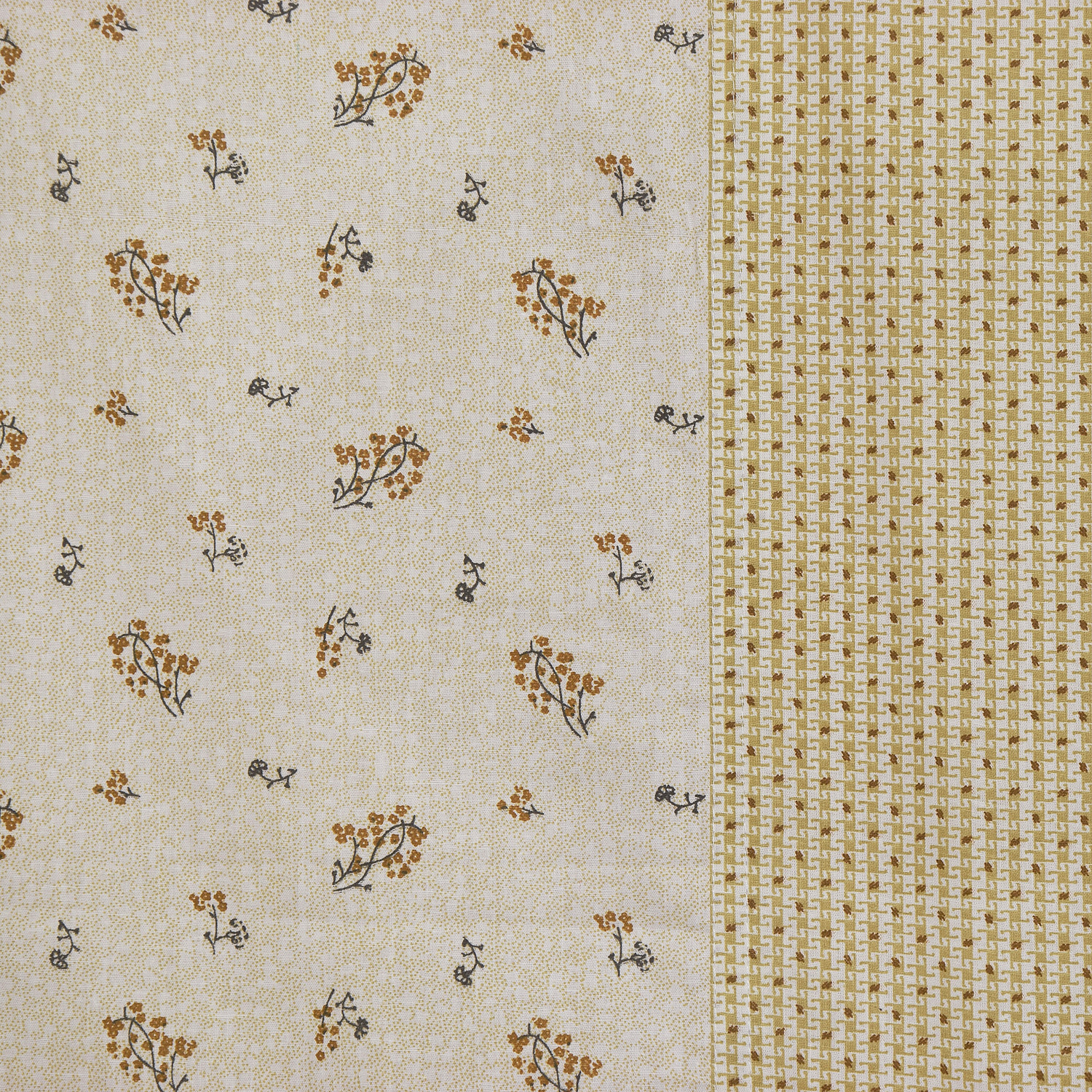 Kuber Industries Floral Design Cotton Diwan Set With 8 Pieces (Cream)-HS_38_KUBMART21133