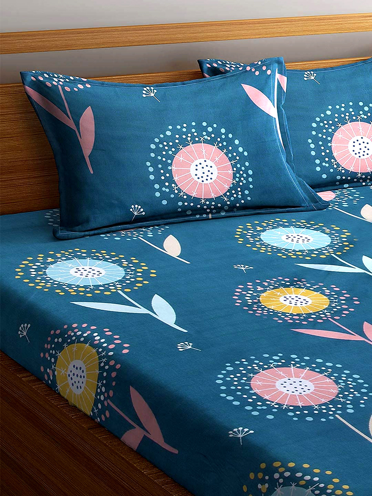 Kuber Industries Flower Printed Luxurious Soft Breathable & Comfortable Cotton Double Bedsheet With 2 Pillow Covers (Green)-HS43KUBMART26813