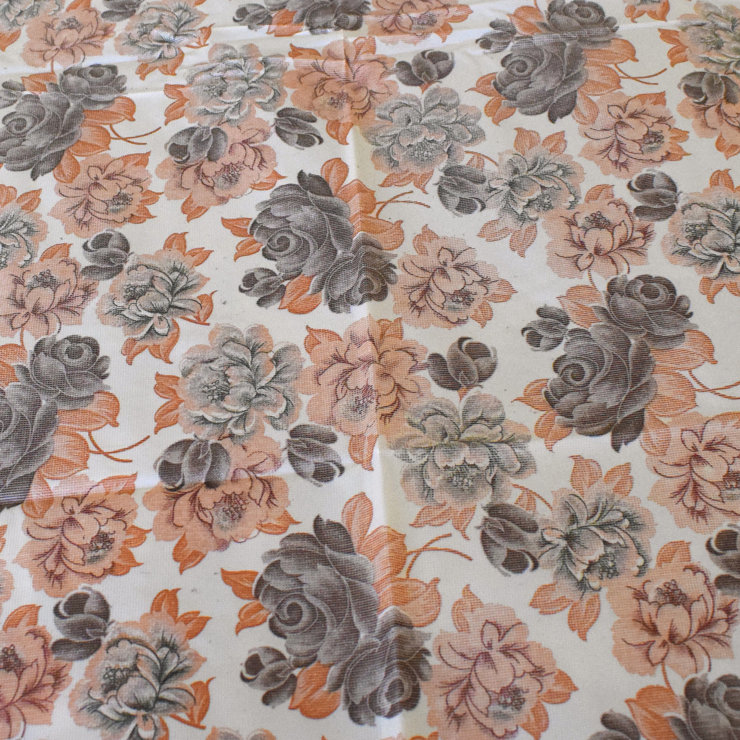 Kuber Industries Flower Printed PVC 6 Seater Dinning Table Cover, Protector With Gold Lace Border, 60