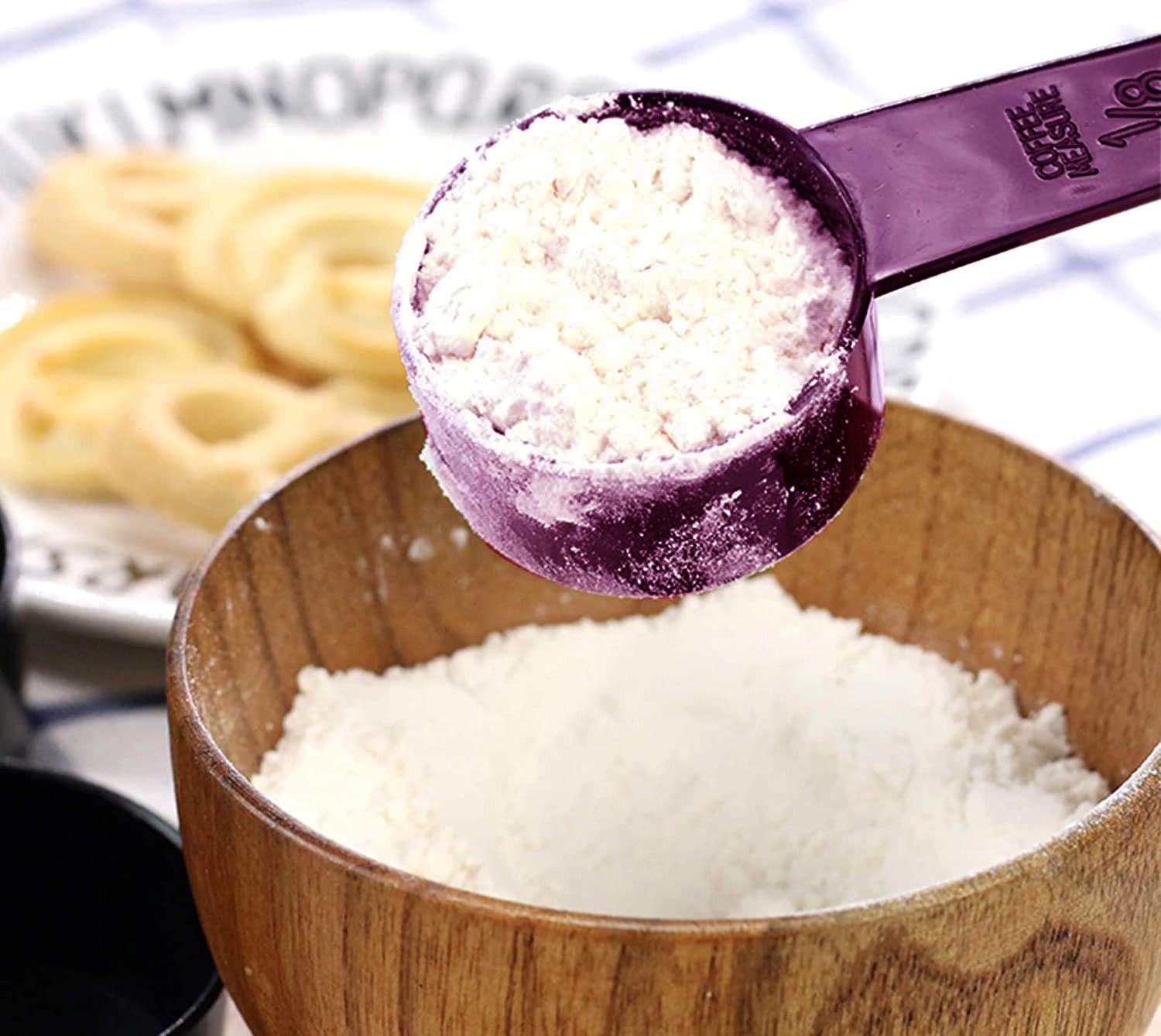Kuber Industries Food Grade BPA Free 8 pcs Measuring Cup And Spoon Set (Purple)