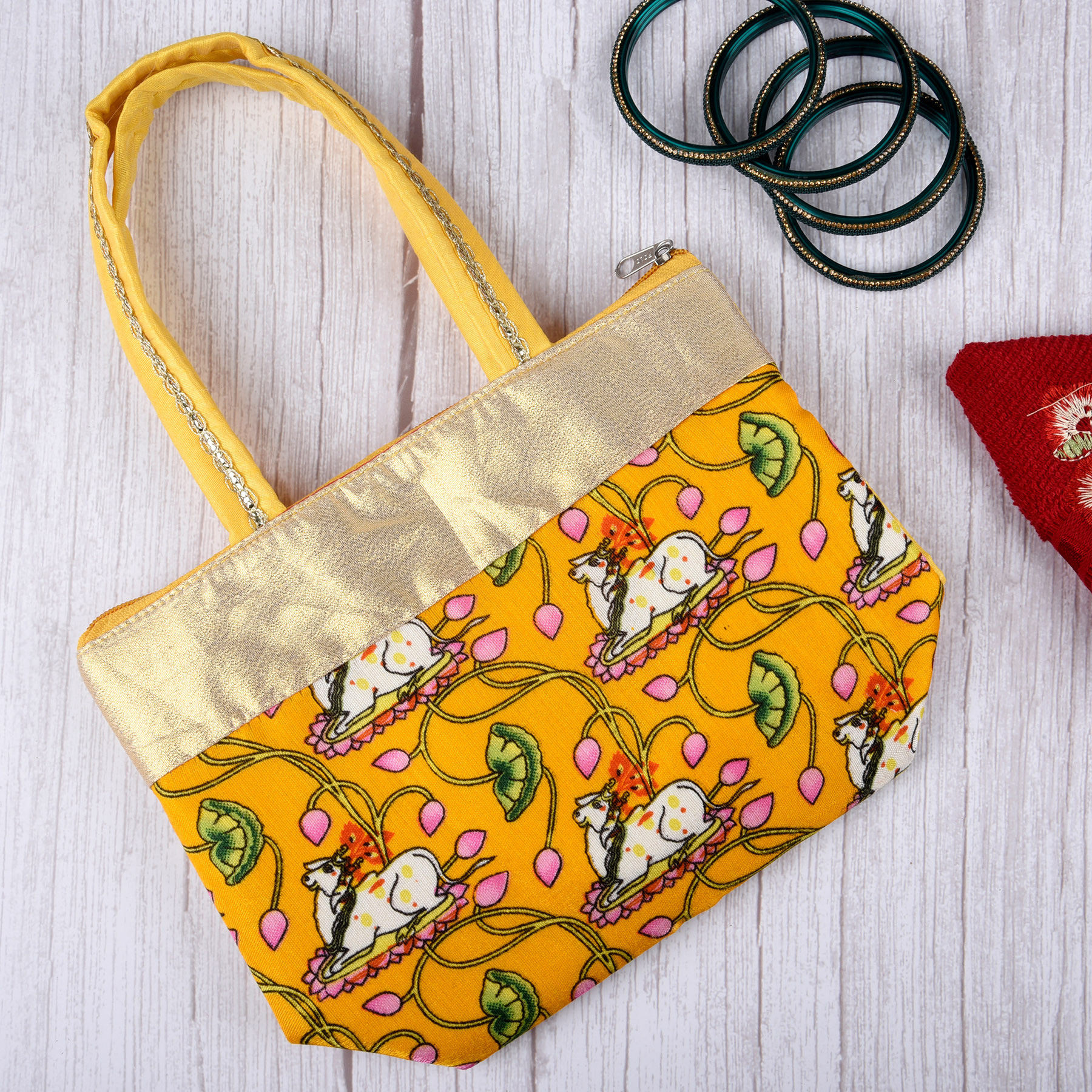 Kuber Industries Hand Purse | Traditional Mini Hand Bag | Silk Wallet Hand Bag | Shagun Hand Purse | Woman Tote Hand Bag | Gifts Hand Bag | Cow-Small Hand Purse |Yellow