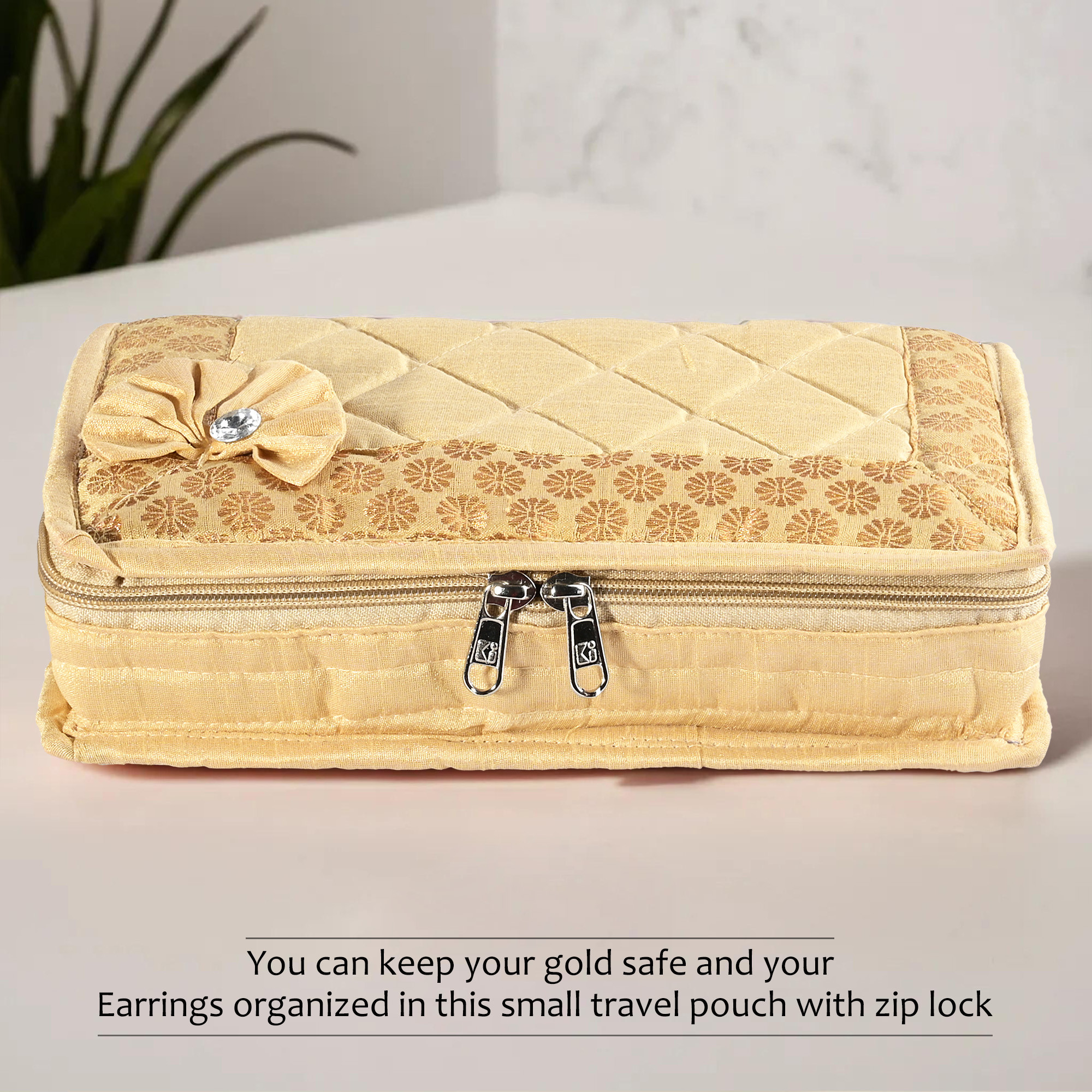 Kuber Industries Jewellery Box For Women - 7-Compartments Bow Travel Pouch with Zip Lock For Gold Storage  Earrings Organizing  Large - Golden