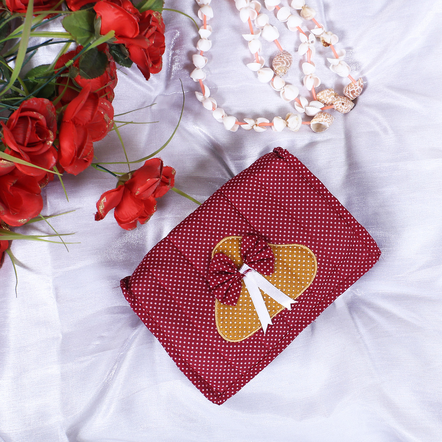 Kuber Industries Jewellery Kit | Cotton Bow Dot Print Travel Kit | 7 Pouch Jewellery Storage Kit | Makeup Organizer for Woman | Maroon