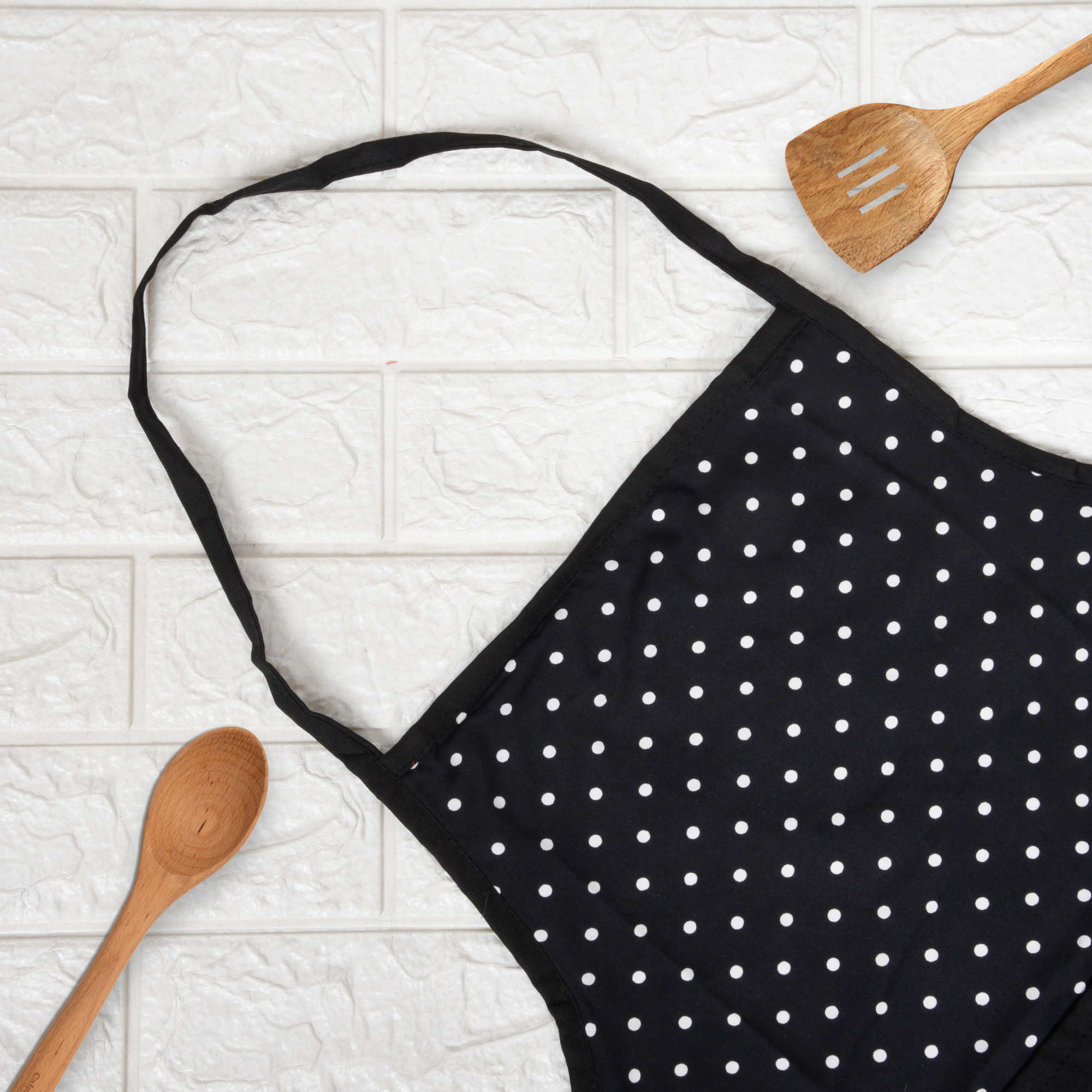 Kuber Industries Kitchen Apron  Apron for Restaurant  Apron for Chef  Cooking Apron for Men  Waterproof Apron  Front Pocket Cooking Cloth  Kitchen Dress for Women  Dot  Black