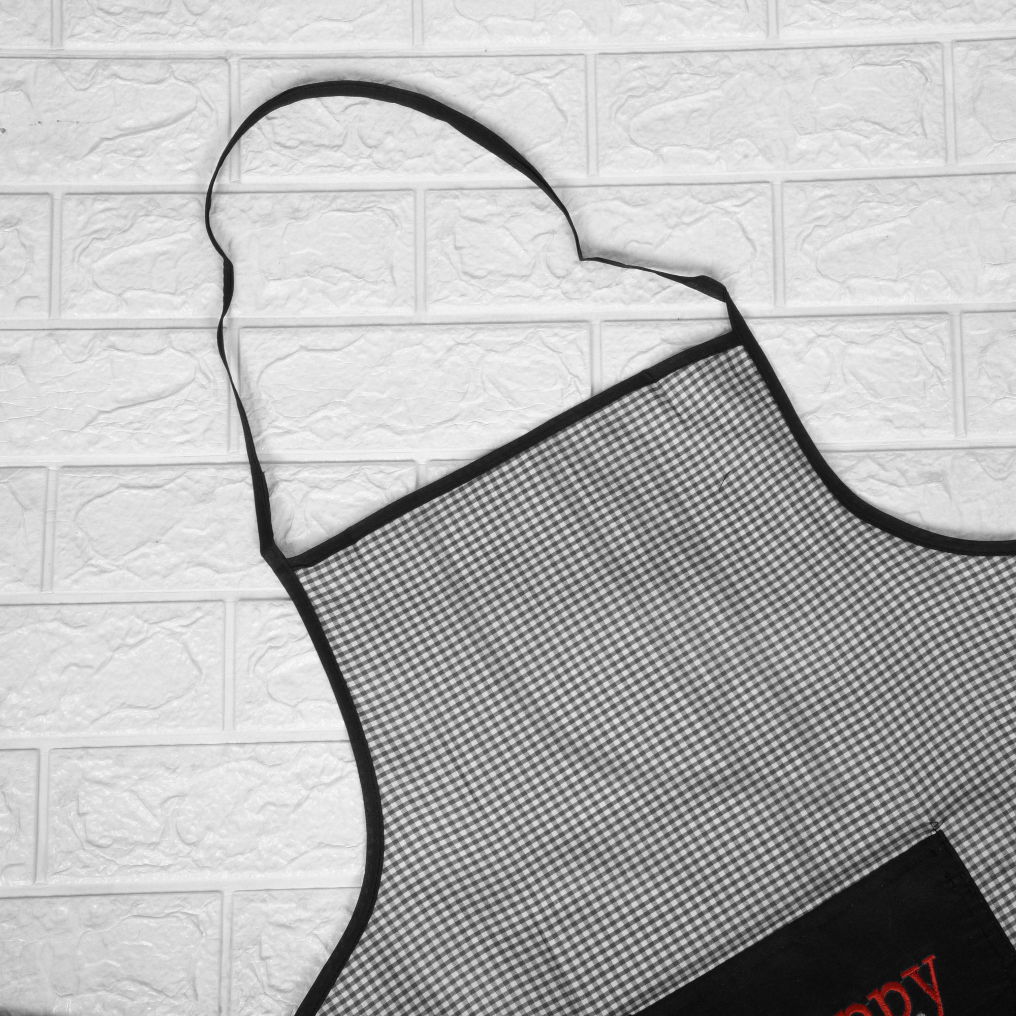 Kuber Industries Kitchen Apron  Apron for Restaurant  Front Pocket  Kitchen Dress for Women  Waterproof Apron  Apron for Chef  Cooking Apron for Men  Barik Check  Black