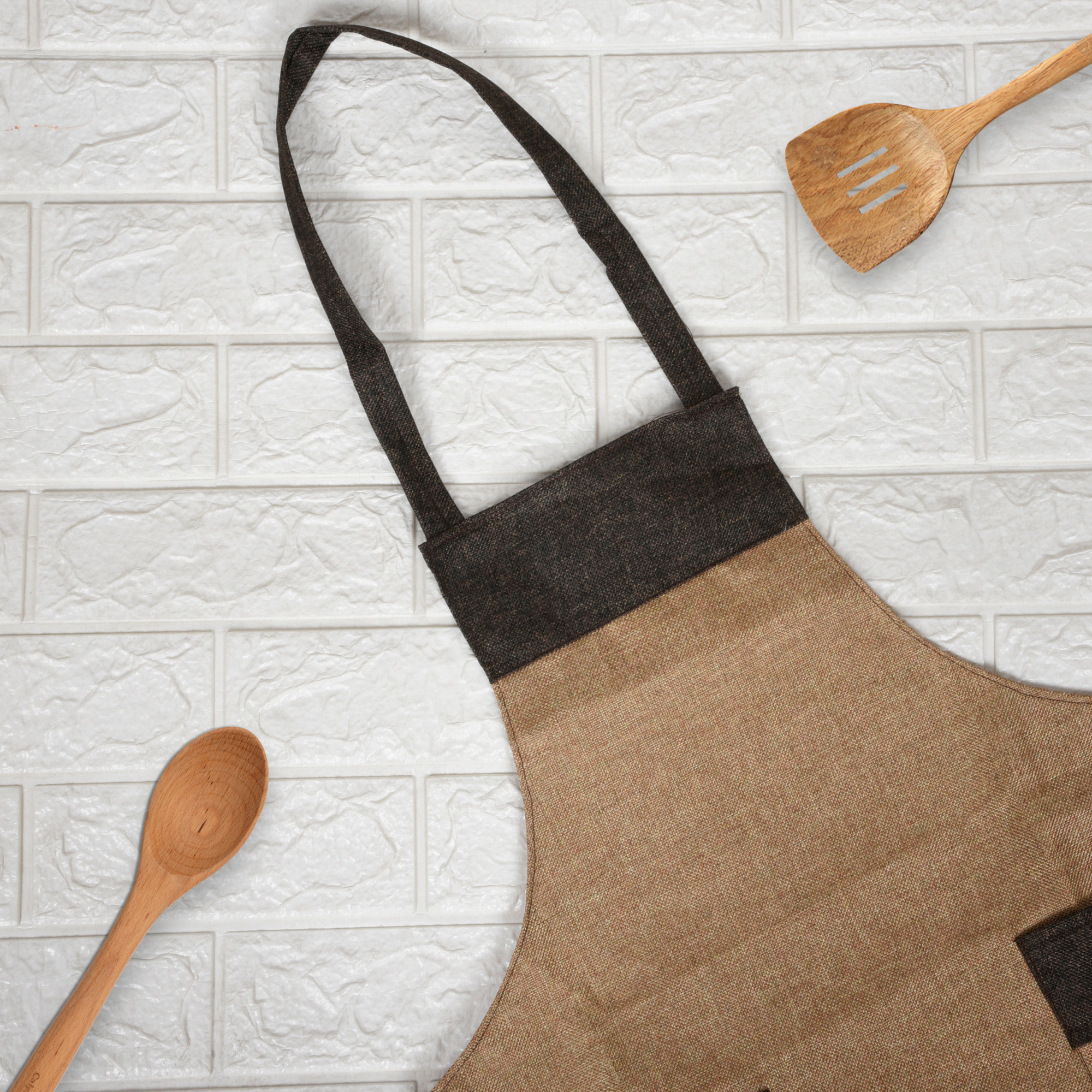 Kuber Industries Kitchen Apron  Apron for Restaurant  Kitchen Dress for Women  Water-Resistant Apron  Housewife Apron  Two Pocket  Jute Fabric  Cooking Apron for Men  Golden