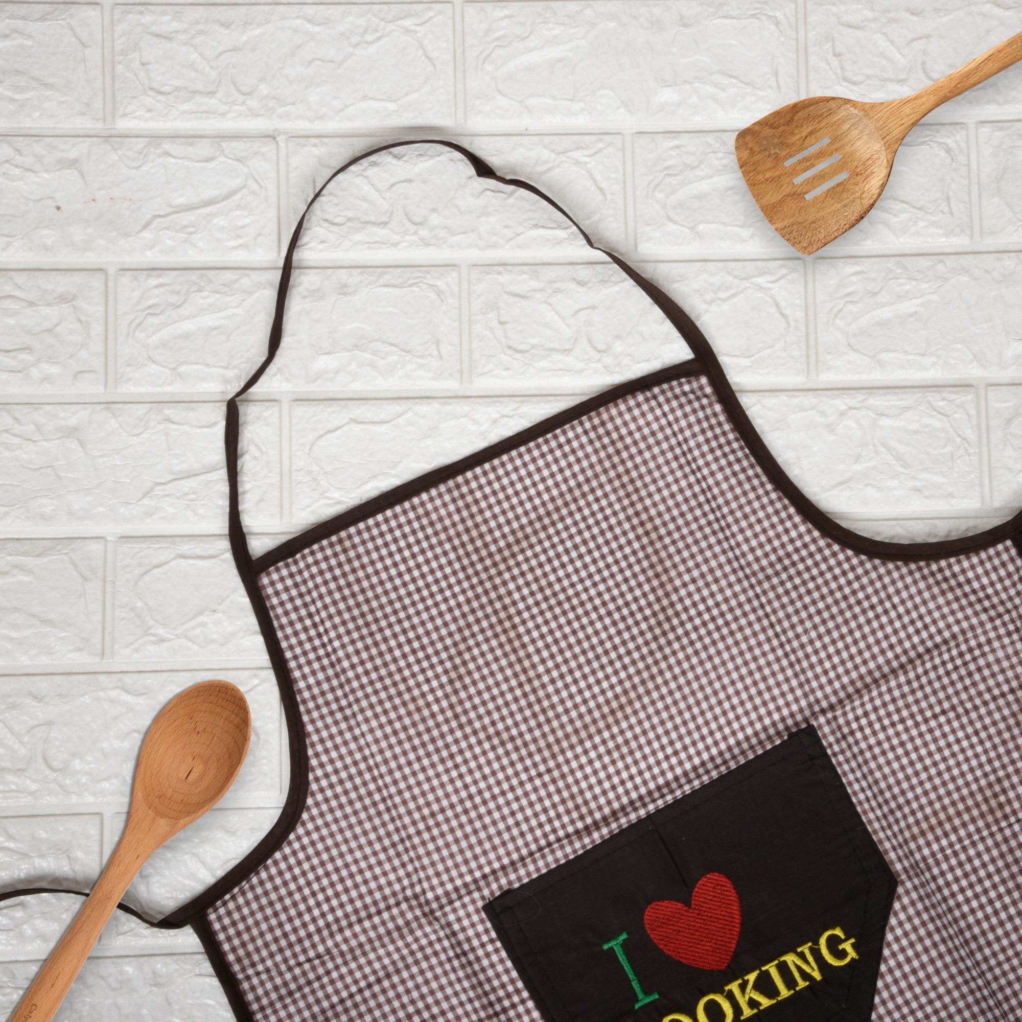 Kuber Industries Kitchen Apron  Apron for Restaurant  Waterproof Apron  Front Pocket  Apron for Chef  Cooking Apron for Men  Kitchen Dress for Women  Barik Check  Brown