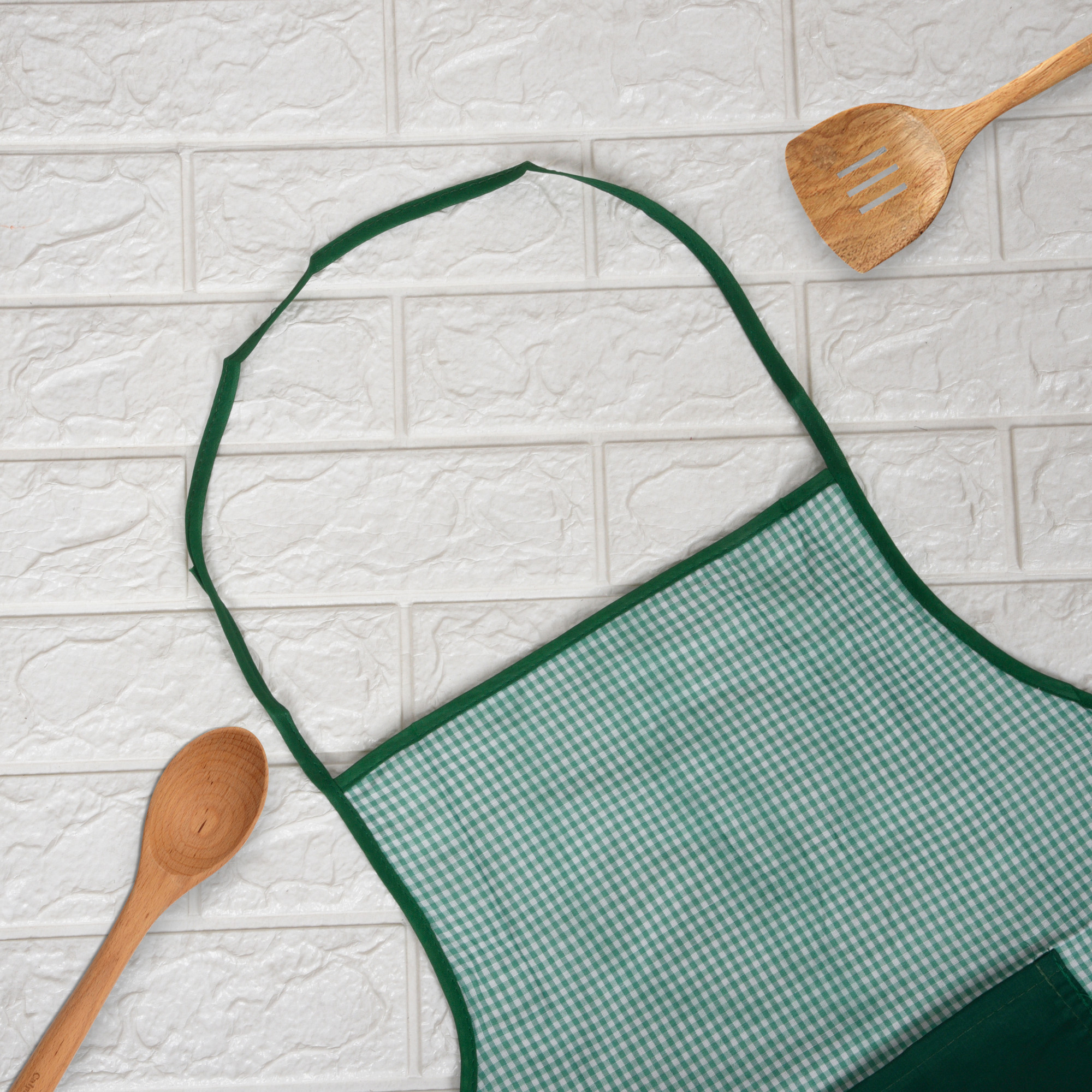 Kuber Industries Kitchen Apron  Apron for Restaurant  Waterproof Apron  Front Pocket  Kitchen Dress for Women  Apron for Chef  Cooking Apron for Men  Barik Check  Green