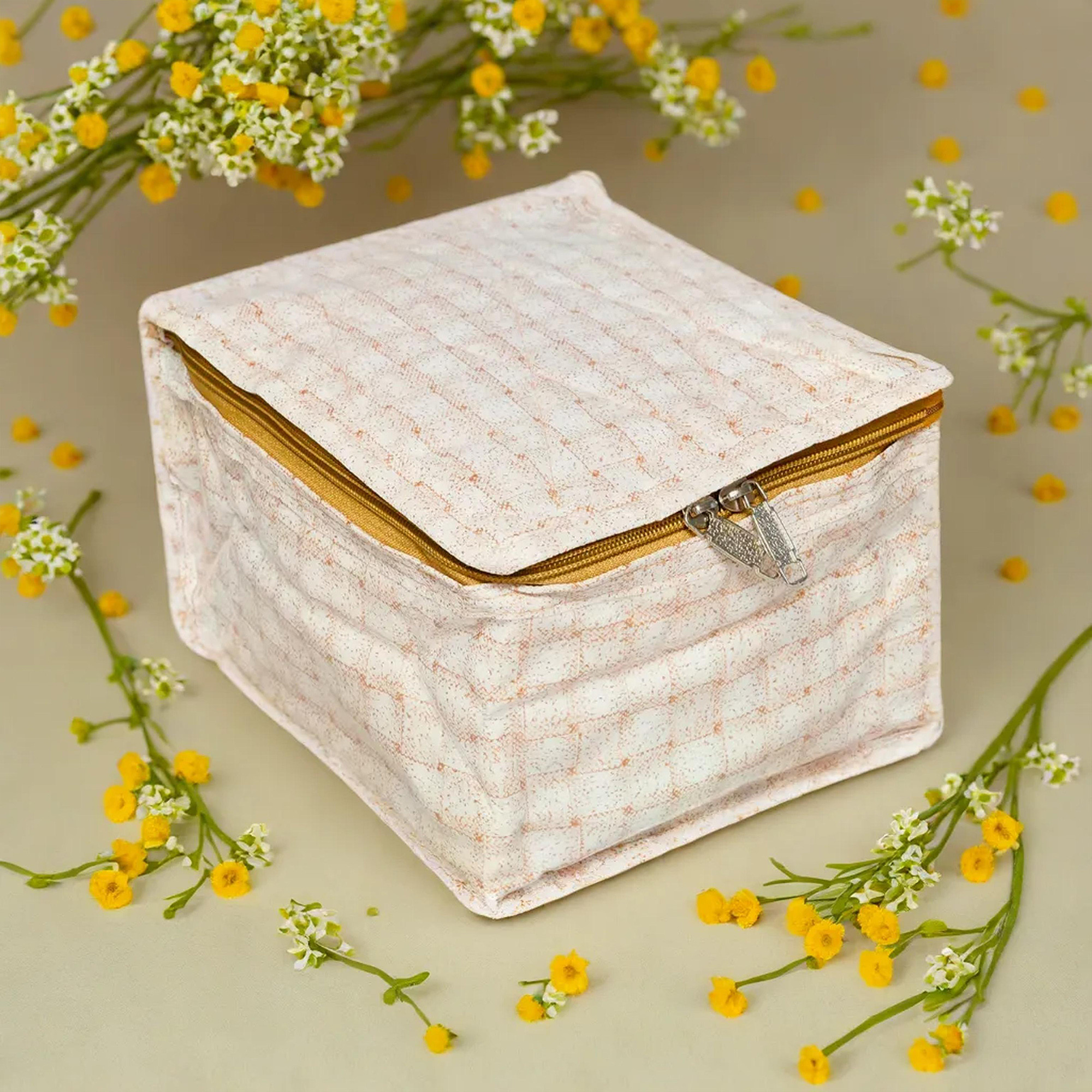 Kuber Industries Makeup Storage Bag | Locker Makeup Kit | Cosmetic Kit for Travel | Makeup Kit for Woman | 10 Detachable Pouch | Check Jewellery Organizer | Small | Golden