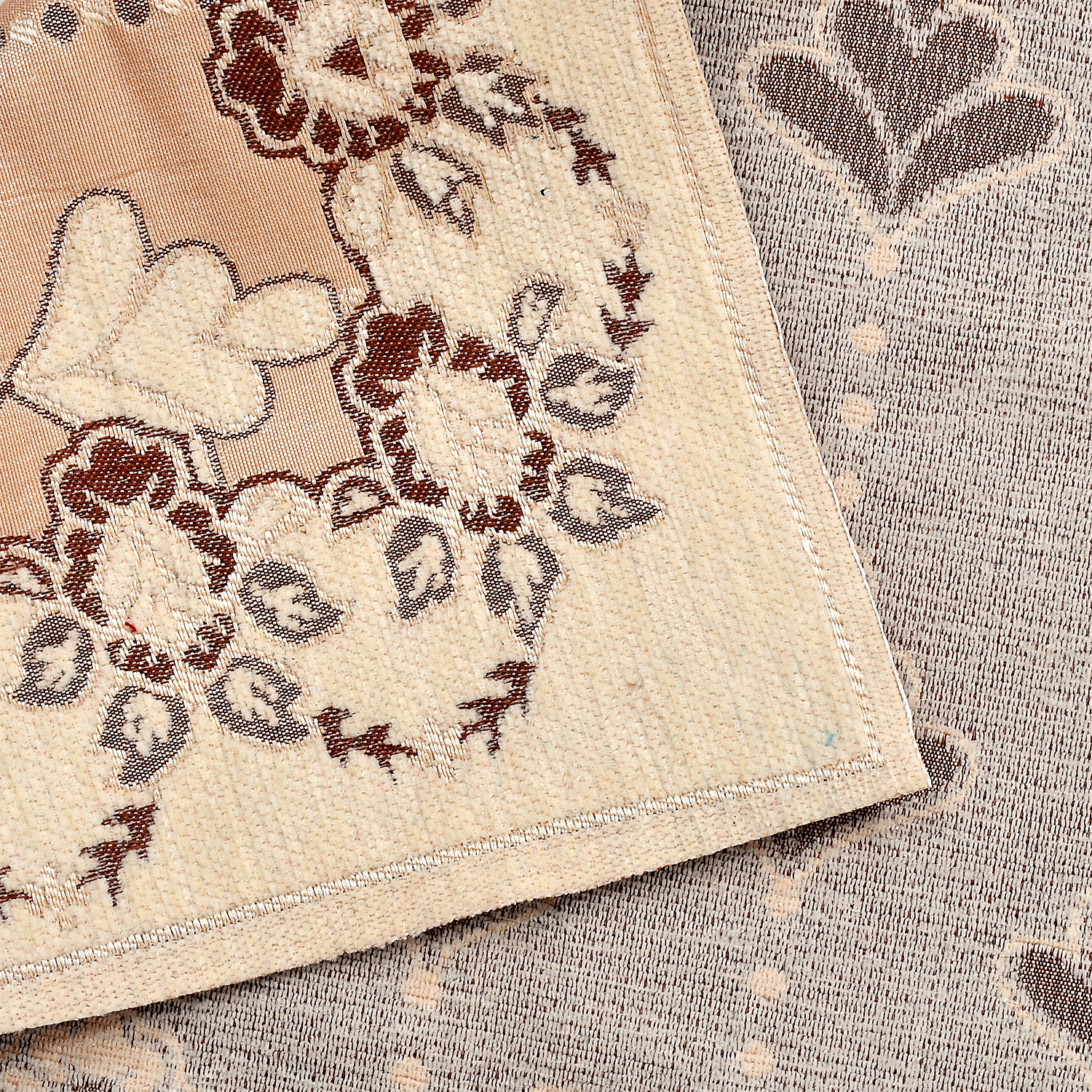 Kuber Industries Multiuses Floral Print Rectangular Cotton Table Runner for Dining and Center Table (Cream)