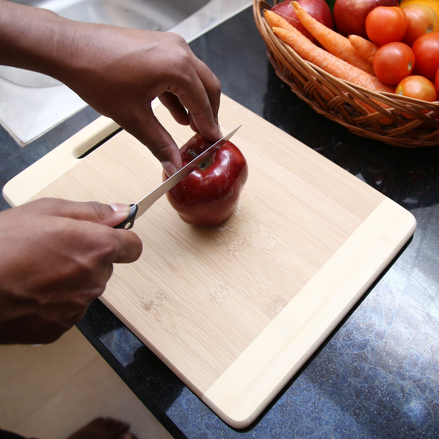 Kuber Industries Ovel Thick Wooden Bamboo Kitchen Chopping Cutting Slicing Board with Handle for Fruits Vegetables Meat (Brown)