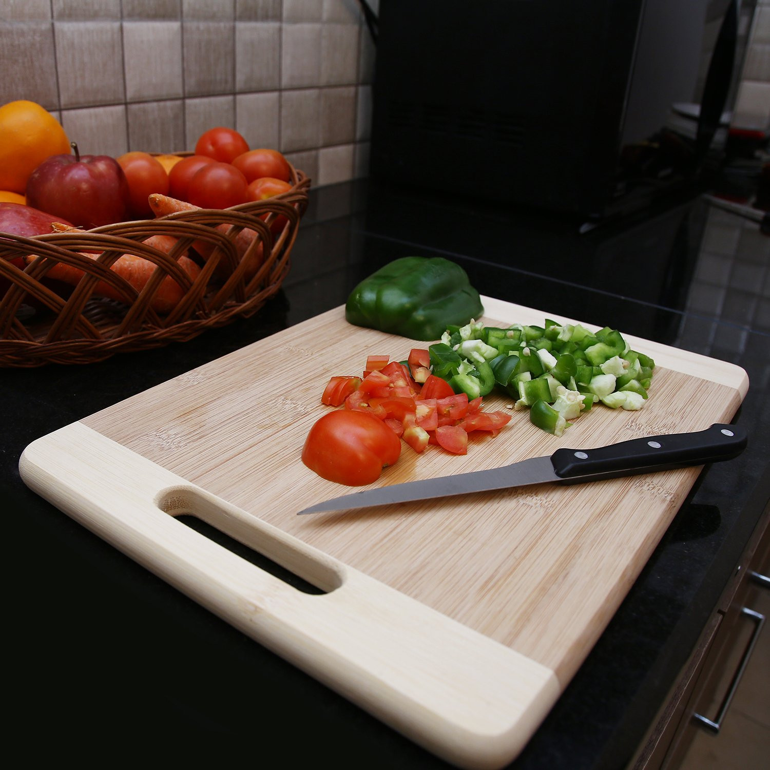 Kuber Industries Ovel Thick Wooden Bamboo Kitchen Chopping Cutting Slicing Board with Handle for Fruits Vegetables Meat (Brown)