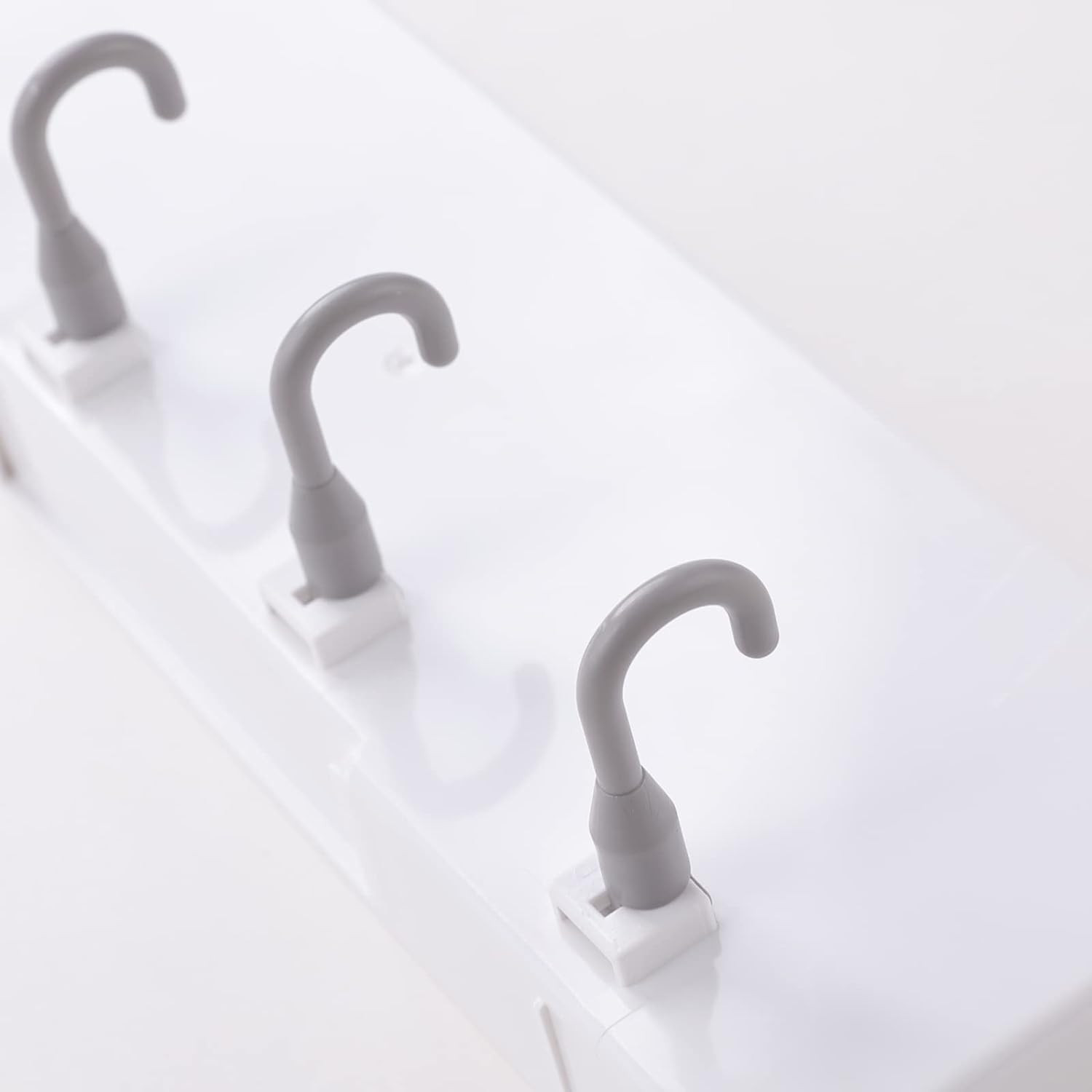 Kuber Industries Plastic Soap Dish with hooks|1322|White