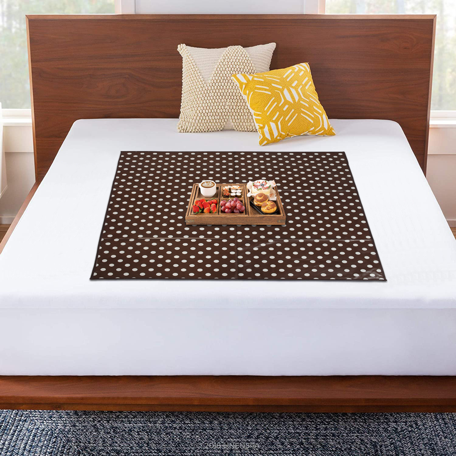 Kuber Industries PVC Dot Print Both Sided Bed Server Food Mat, Bedsheet Protector For Home 36