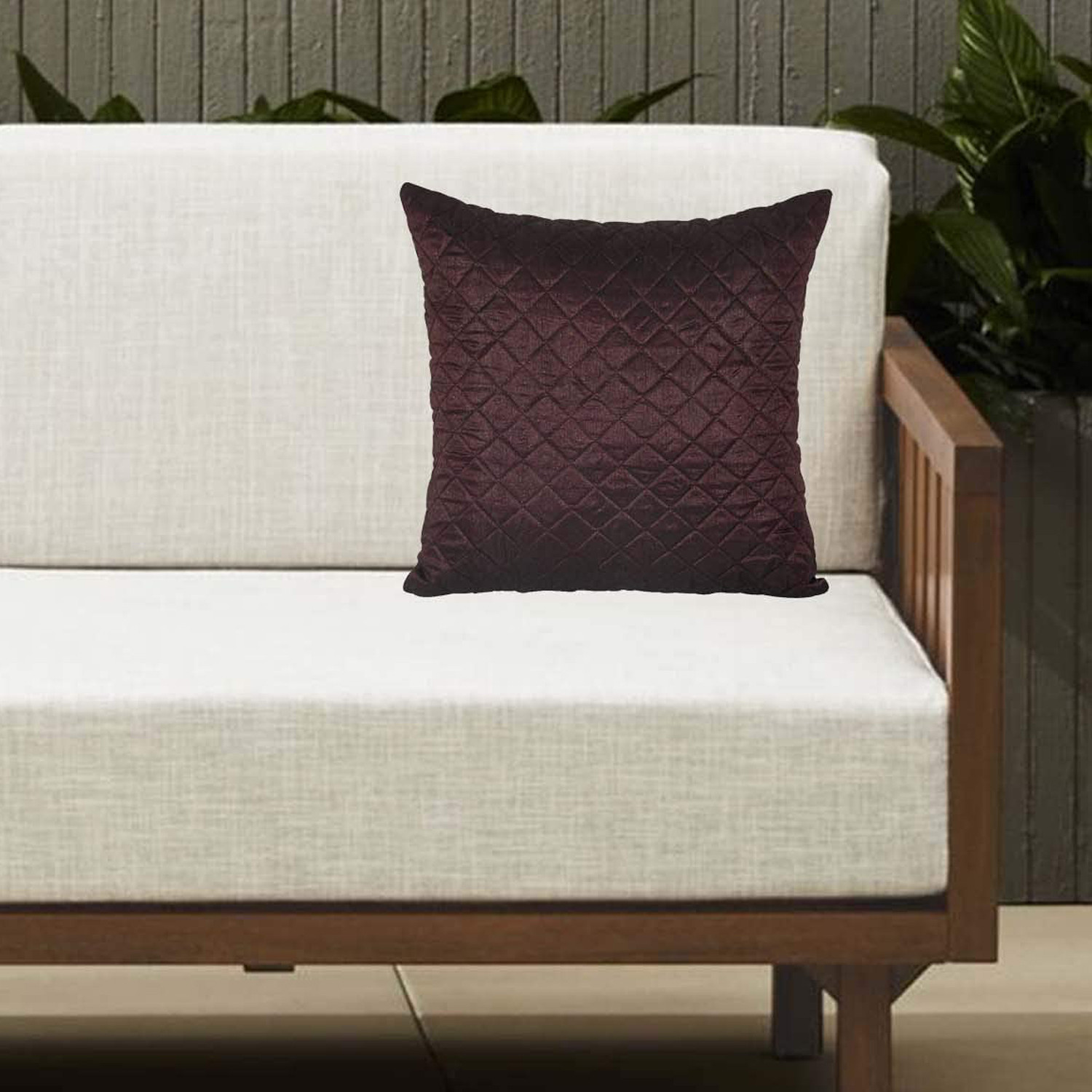 Kuber Industries Quilted Soft Decorative Square Throw Pillow Cover, Cushion Covers, Pillow Case For Sofa Couch Bed Chair, 18x18 Inch-(Maroon & Cream)-HS_38_KUBMART21779