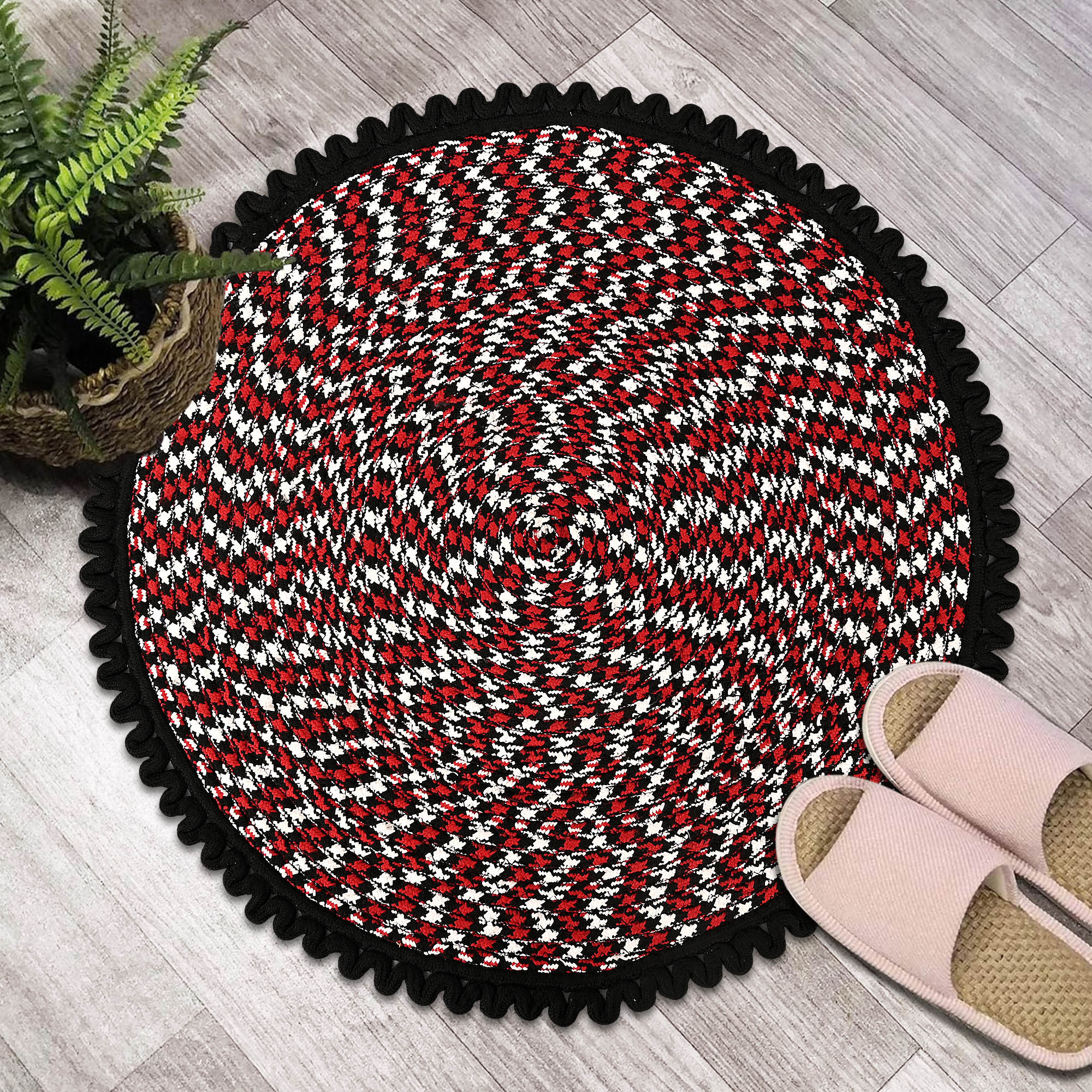 Kuber Industries Round Durable Door  Bathroom Mat for Indoor  Outdoor Use  30x30 Washable Kitchen Mat for Floor  Bedside Rug  Balcony Paidan  Spiral Design - Black  Red