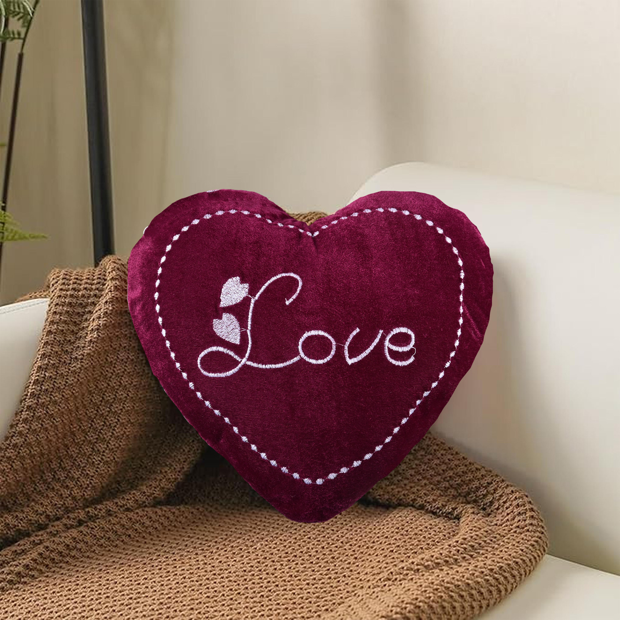 Kuber Industries Set of 5 Heart Shape 12 Inches Decorative Plushie Cushions for Sofa  Bed  Head Rest  Soft Cushion Pillow for Car  Room Decoration  Love Print - Wine