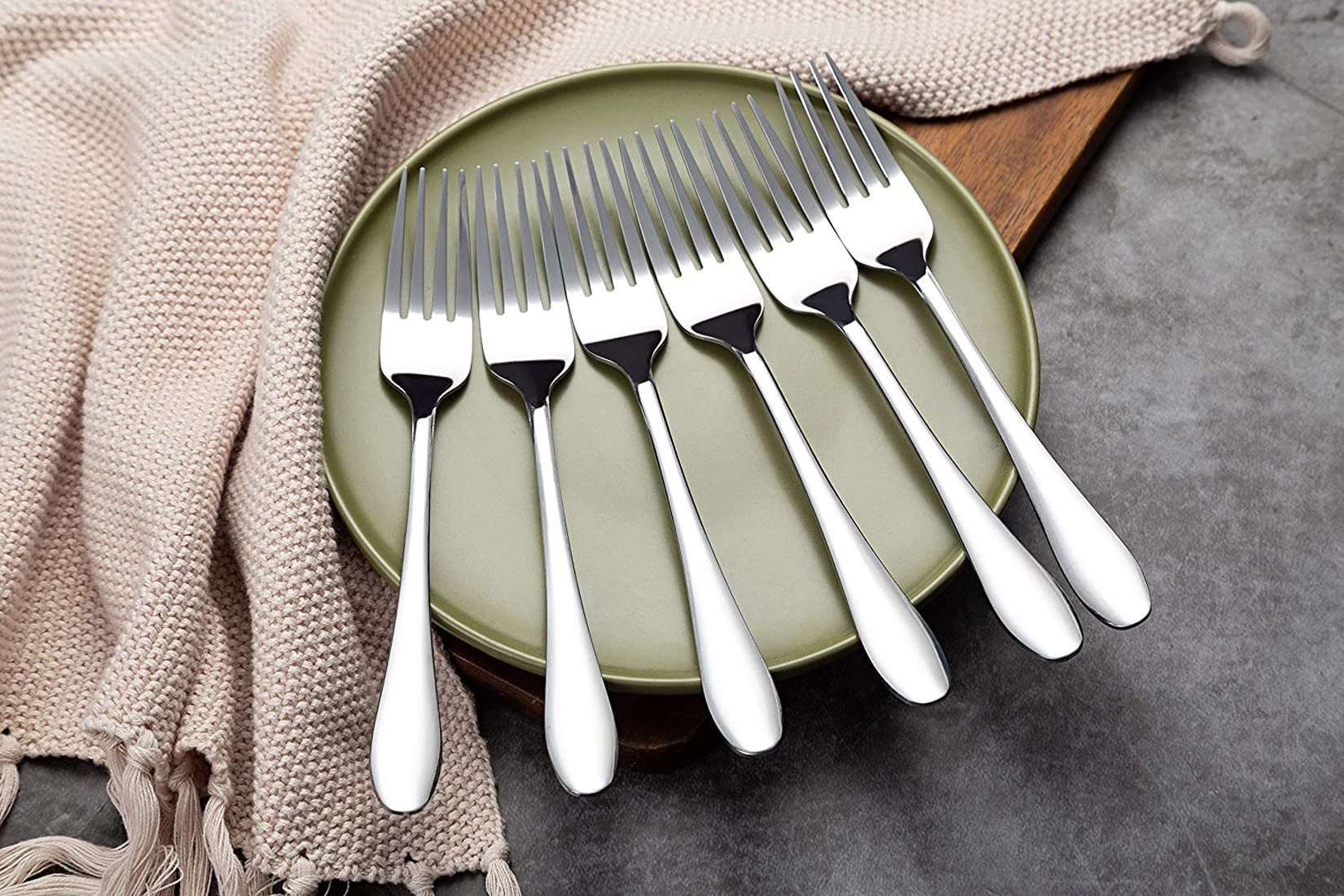 Kuber Industries Stainless Steel Dinner Forks Silverware Set, Extra-Fine Mercury Dessret Fork for Home, Kitchen or Restaurant (Silver)-KUBMART15677