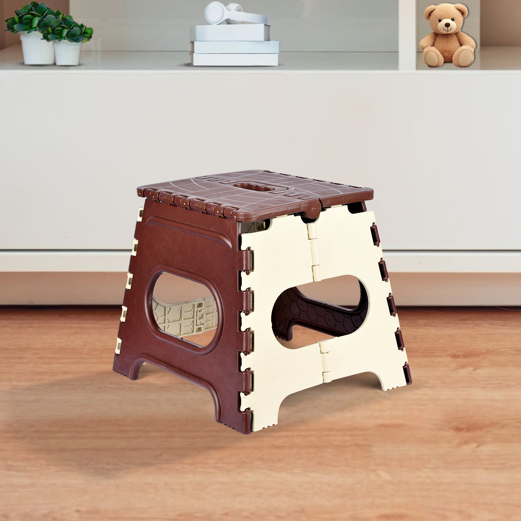 Kuber Industries Stool | Foldable Stool | Collapsible Camping Chair | Stool for Outdoor-Fishing-Hiking-Gardening-Travel | Portable Stool | Multipurpose Sitting Stool | Small | Cream & Brown
