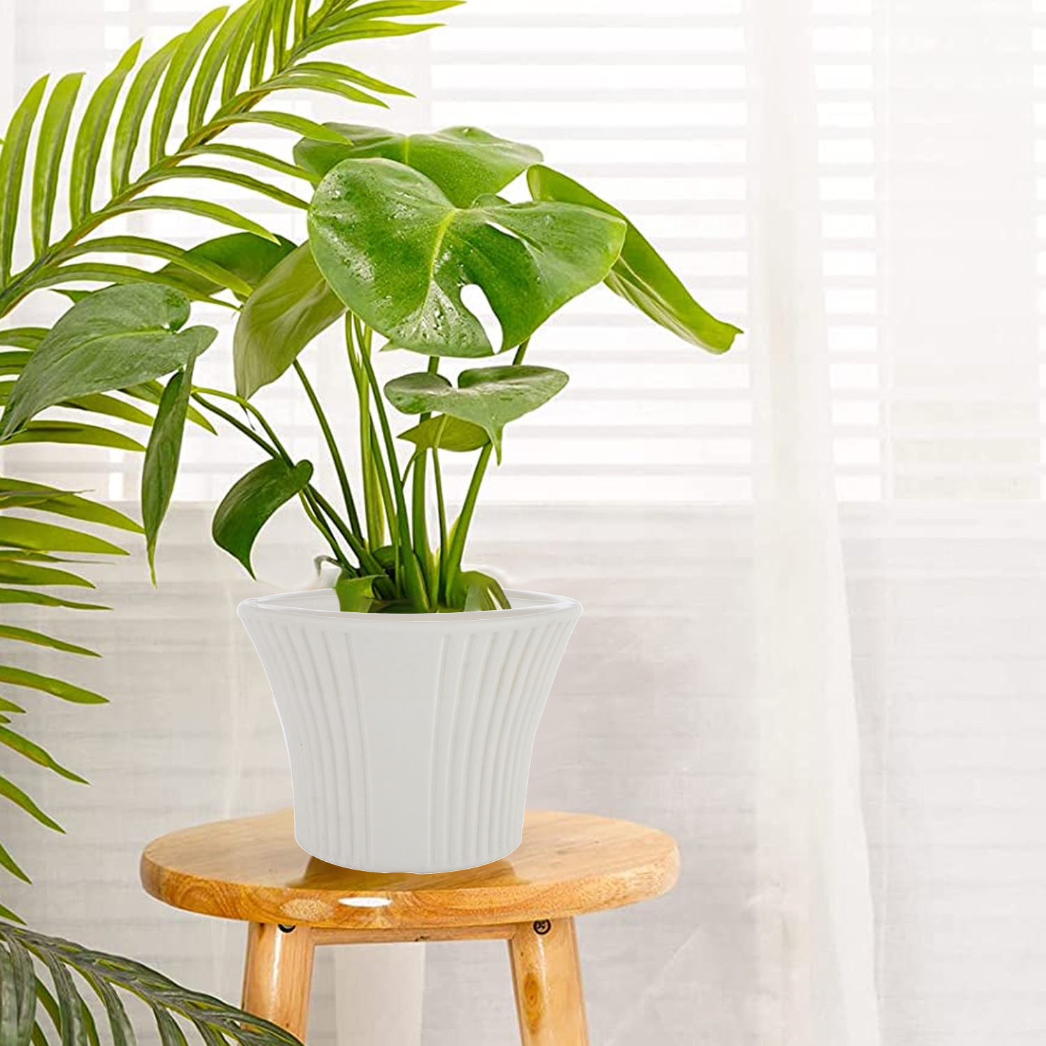 Kuber Industries Sunshine Flower Pot|Durable Plastic Flower Pots|Planters for Home Décor|Garden|Living Room|Balcony|8 Inch (White)