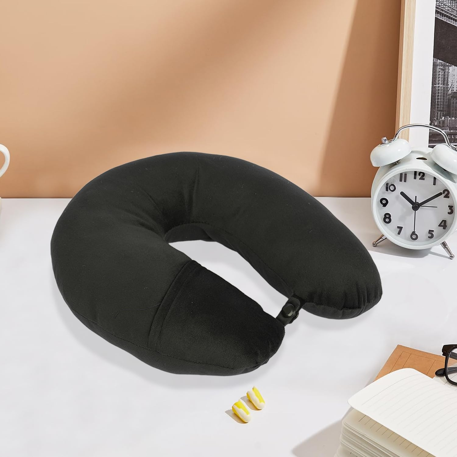 Kuber Industries Travel Neck Pillow|Neck Support Rest Pillow|Velvet Cover With Microfiber Fillling (Black)