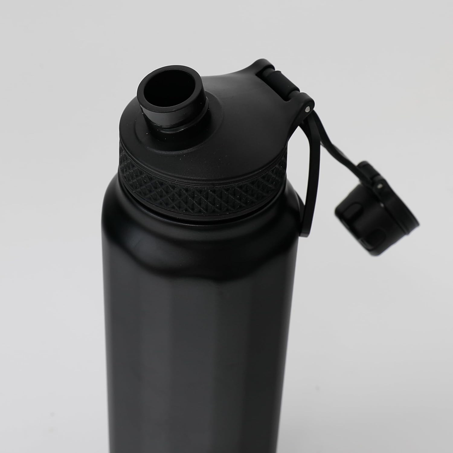 Kuber Industries Water Bottle | Vacuum Insulated Travel Bottle | Hot & Cold Water Bottle | Sipper Bottle for Kids | Thermos Flask for Gym Bottle | MYZ-230801A | 950 ML | Black