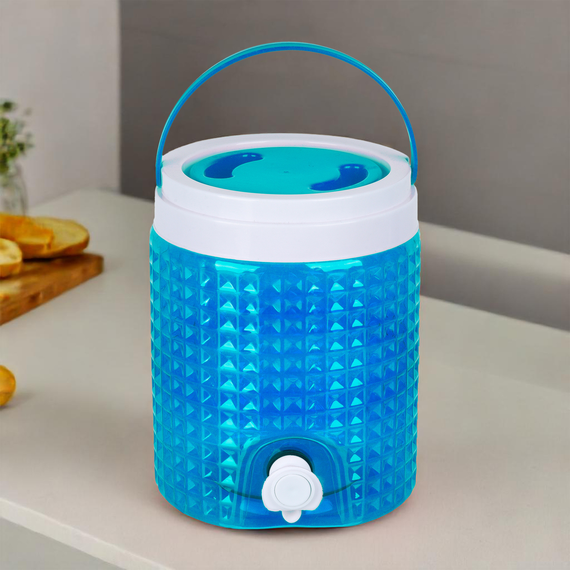 Kuber Industries Water Camper | Travelling Water Jug | Water Jug Camper for Home-Travel-Picnic-Office | Water Dispenser Can | Jug with Tap | Water Storage Container | 4.5 LTR | Blue